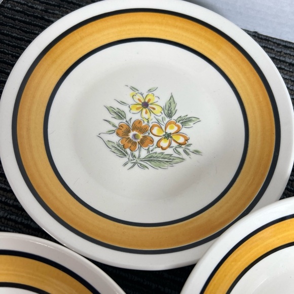 Vintage Underglazed Grand Bahama Japan 4907 Soup bowls 5 Hand Painted Stone Ware - Picture 2 of 13